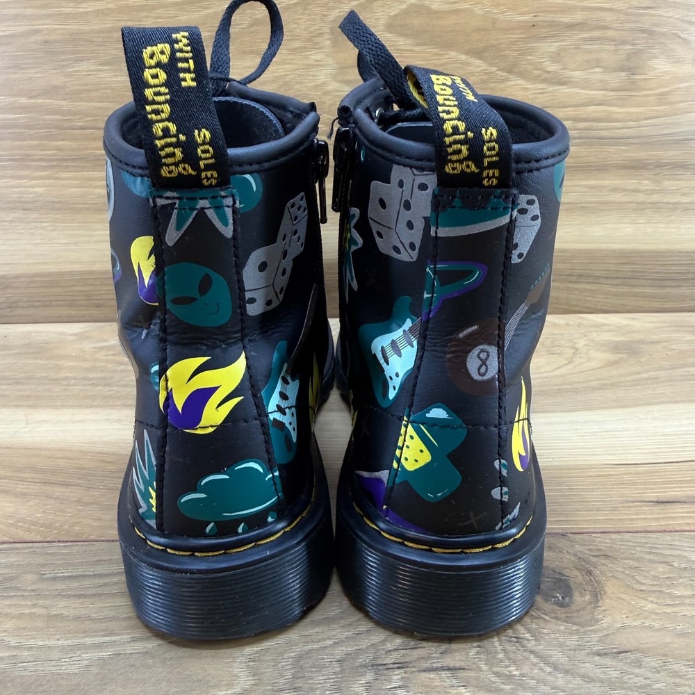 DR MARTENS Junior Sticker Print Combat Boot Kids Size 4 Black Leather Alien Cool - Picture 8 of 11